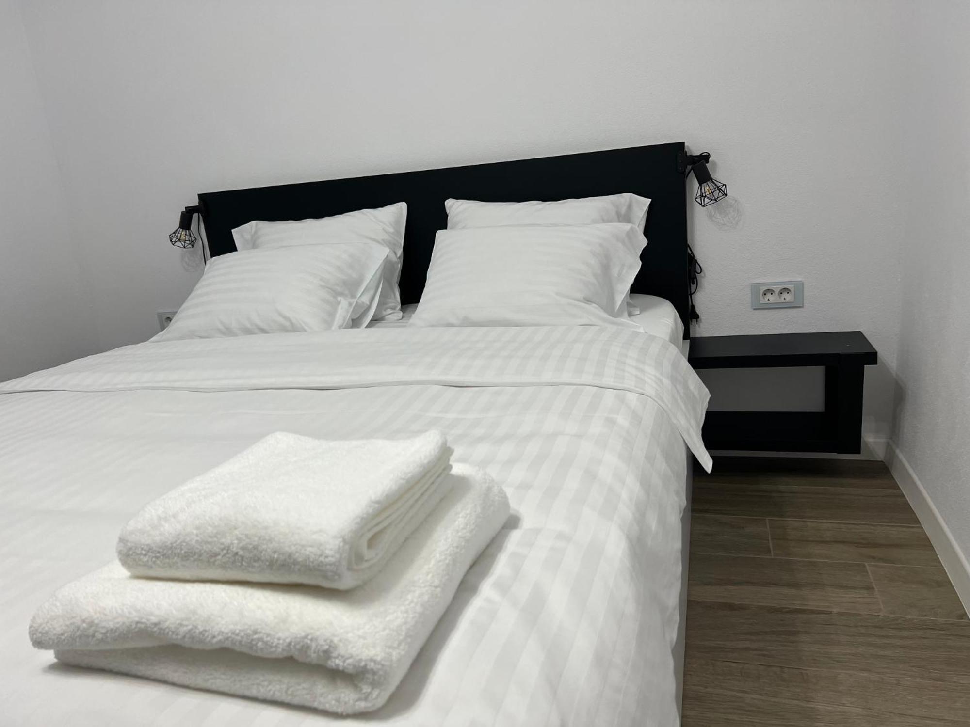 Onix Apartment Hunedoara Exterior photo